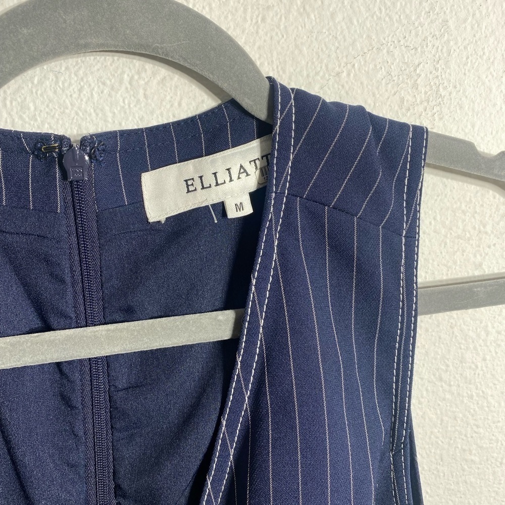 Elliatt “lady” Navy Striped Crepe Dress - Picture 7 of 11